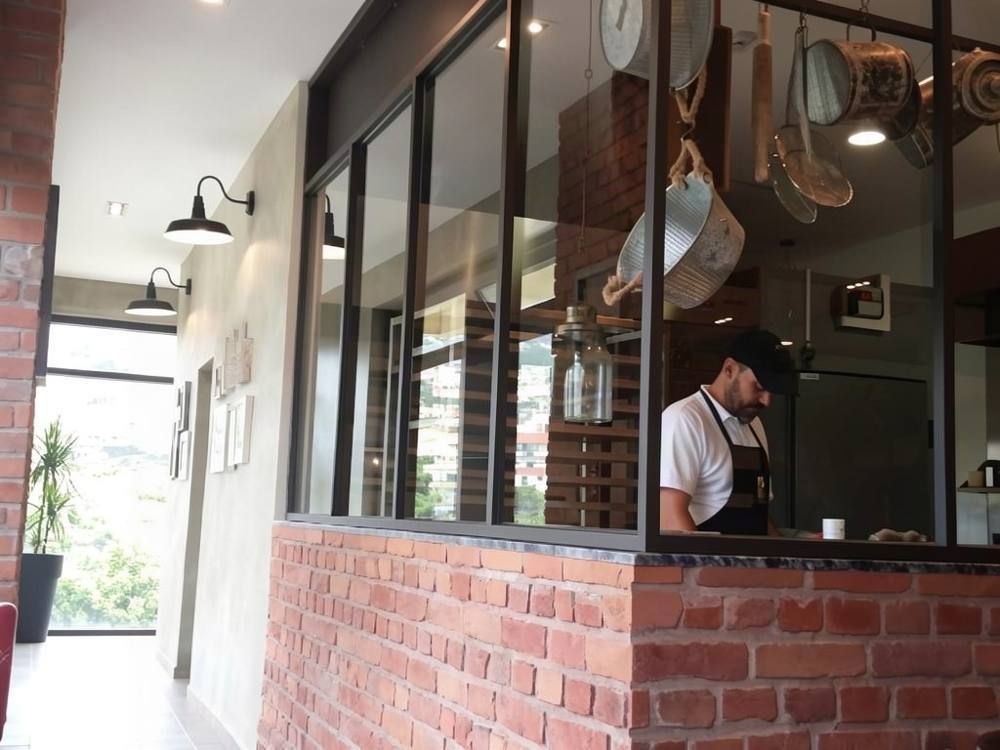 A Confeitaria -Pastry, sandwich and coffee shop, Funchal