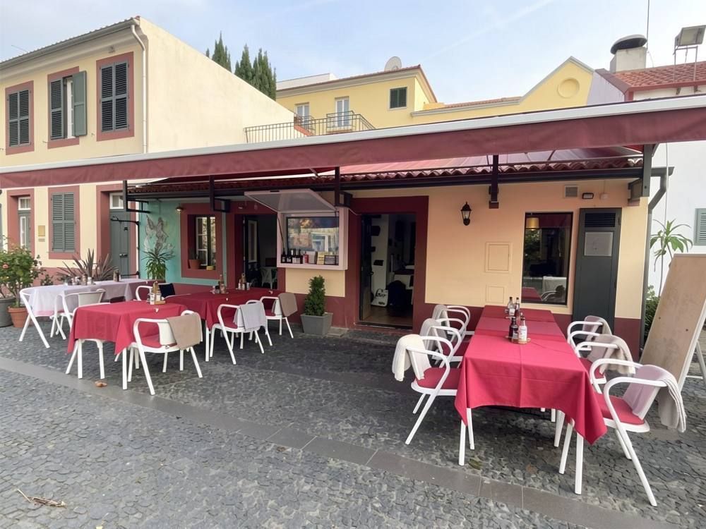 A Tartaruga, Funchal