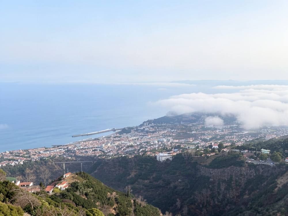 Curral dos Romeiros viewpoint, Funchal