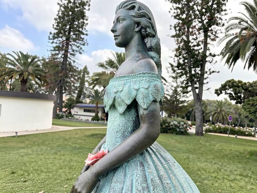 Empress Sissi of Austria Statue, Funchal