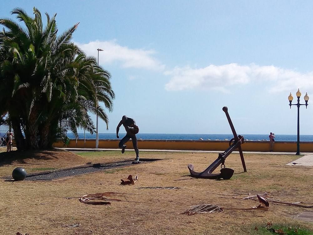 Monumento ao Jogador de Futebol, Funchal