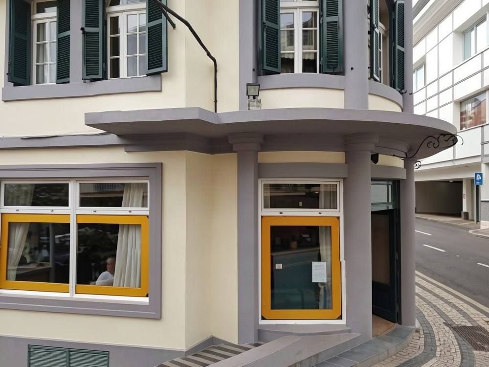 Restaurant populaire, Funchal