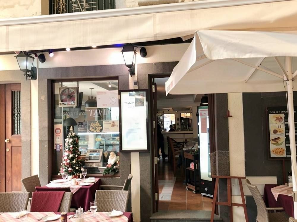 Tavira, Funchal