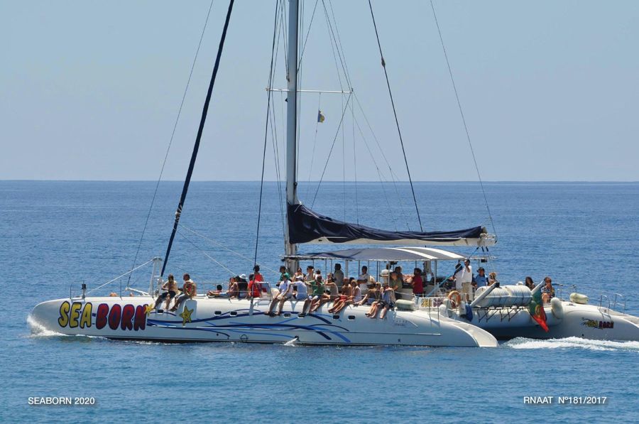 Funchal: Cabo Girão, Wines Tasting and Dolphins Watching