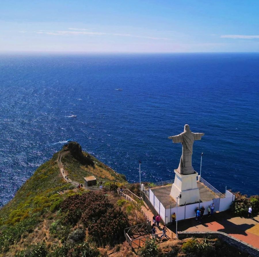 Funchal: Christ King, 360 View, Cable car a Tuktuk Tour