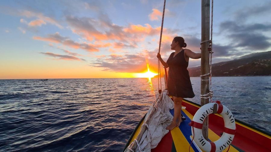 Funchal: Unforgettable sunset on a typical Xavelha boat