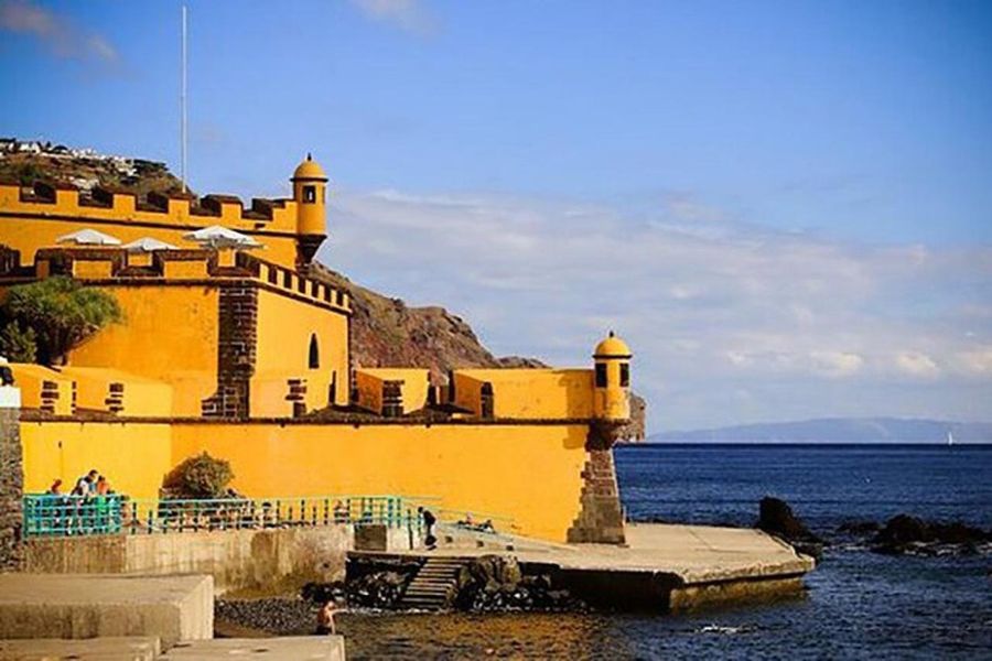 Madeira: Fun & Express Tuk Tuk Guided Tour by MadTuk