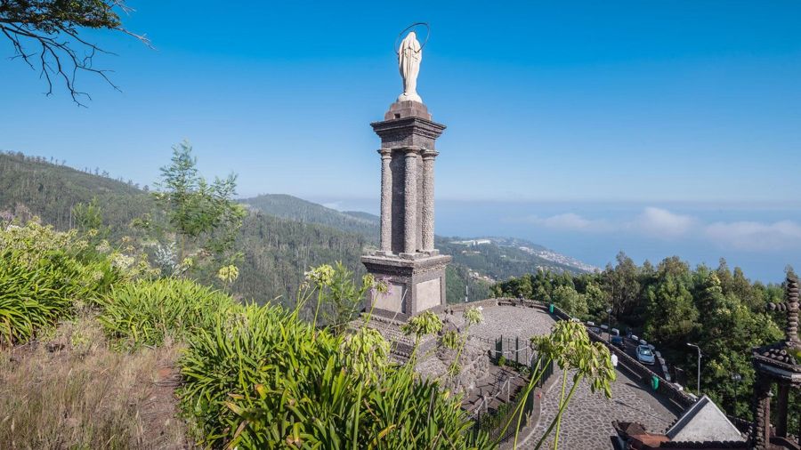 Madeira Funchal:East Tour Pico Arieiro & Santana&Laurissilva