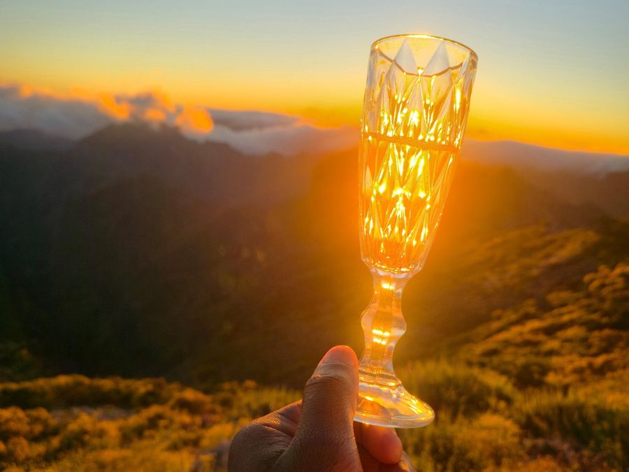 Madeira: Pico do Arieiro Sunset Experience Above The Clouds