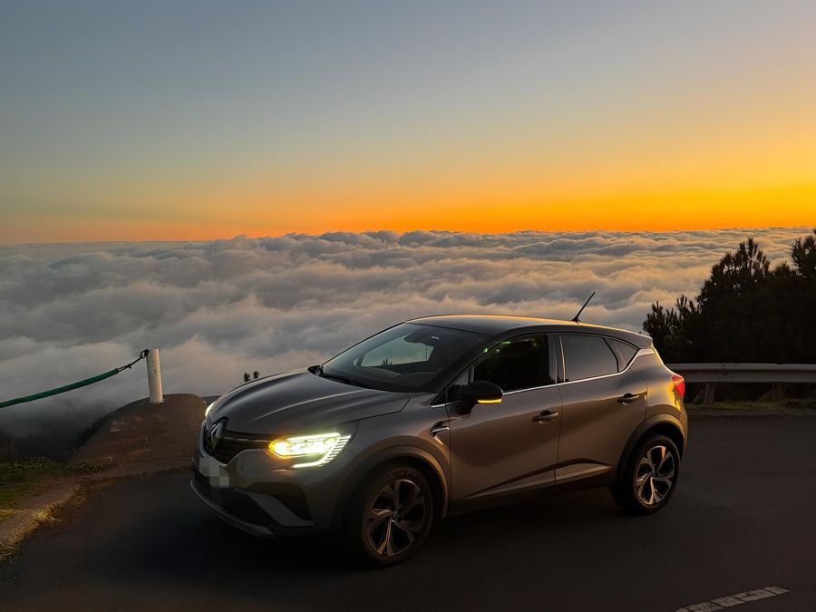 Madeira: Pico do Arieiro Sunset Experience Above The Clouds